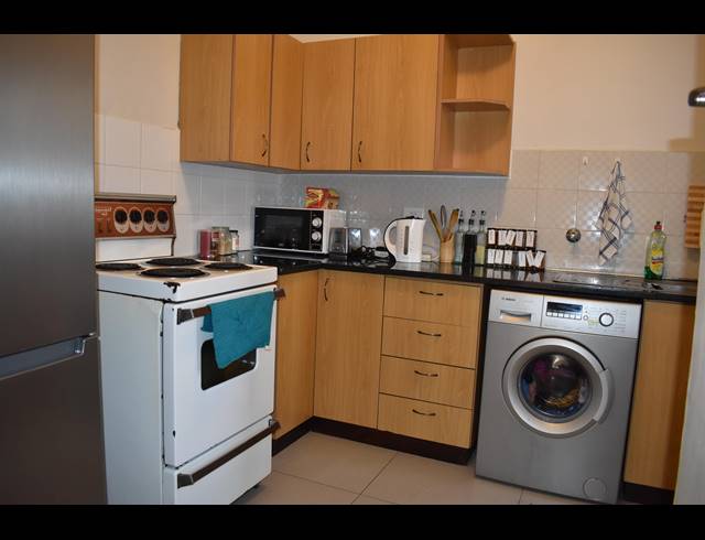 2 BEDROOM APARTMENT SOLD IN ROSEBANK